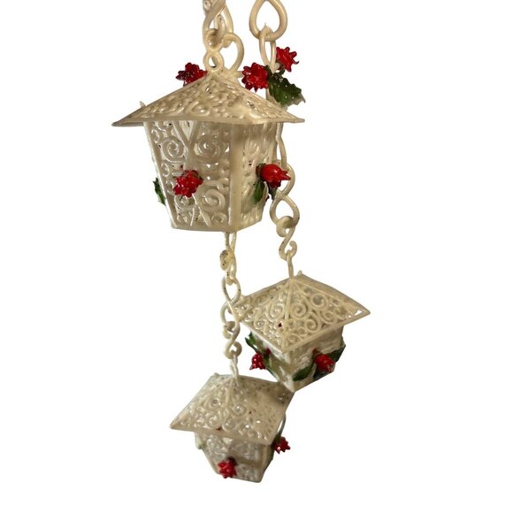 Vtg Plastic Hanging Lantern Christmas Decoration With Red Flowers Green Leaves - Picture 2 of 9